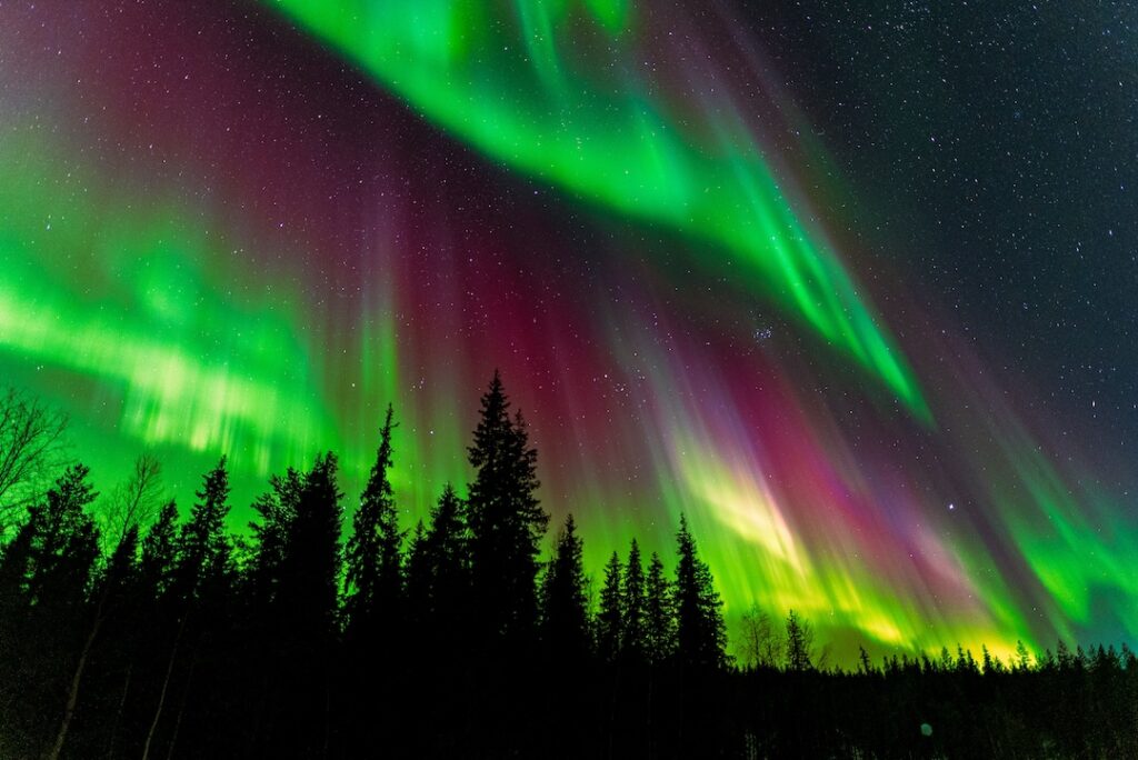 Magical Northern Lights Experiences in Lapland